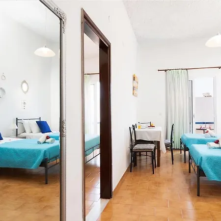 Apartmán Sun 300m From The Gennadi