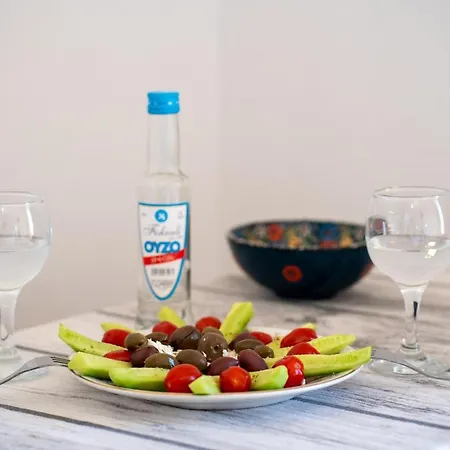 Sun 300m From The Γεννάδι