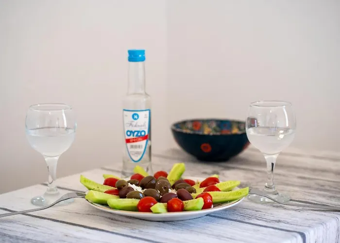 Sun 500m From The غينادي