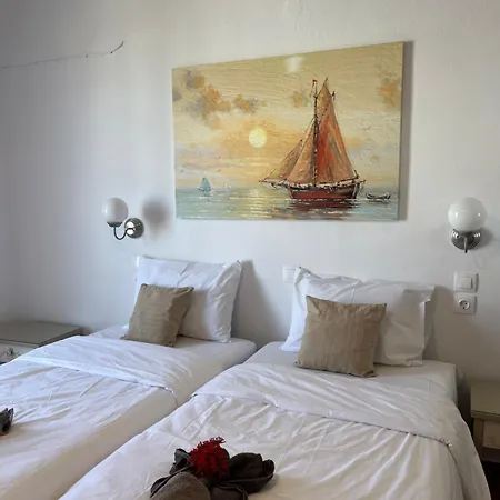 Sun 300m From The גנאדי